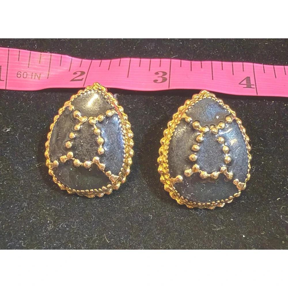 Vintage‎ Black Gold Teardrop Statement Stud Earrings Ornate Beaded Border Post